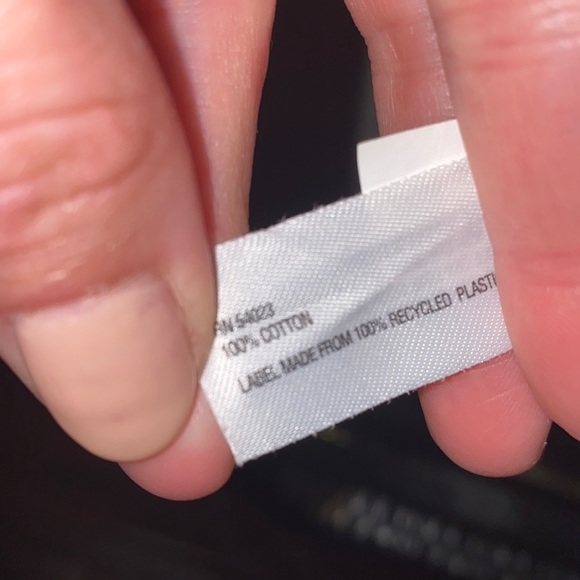 Baby Gap sleeveless ruffle trim white tank top shirt playtime favorite 18-24 Mo. - Picture 6 of 6